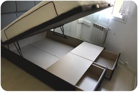 Canapé abatible tapizado de 150x190 montado