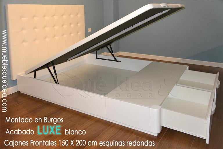 Ejemplo de montaje realizado en Burgos de un canapé de tapa abatible acabvado luxe en madera color lacado blanco con cajones frontales