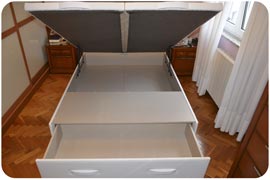 Canapé de tapa abatible con un solo cajón