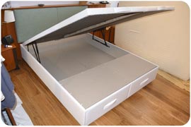 Canapé abatible con dos cajones montado