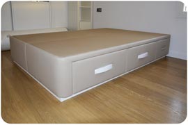 Canapé con cajones montado en Murcia