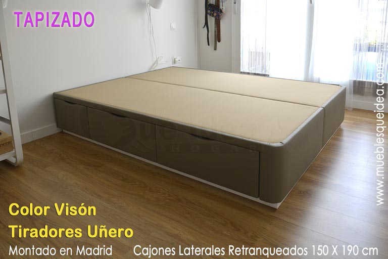 Canapé tapizado polipiel color Visón montado en Madrid