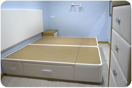 Dos camas de 90x190 con cajones cabecero mesitas y sifonier montado Madrid