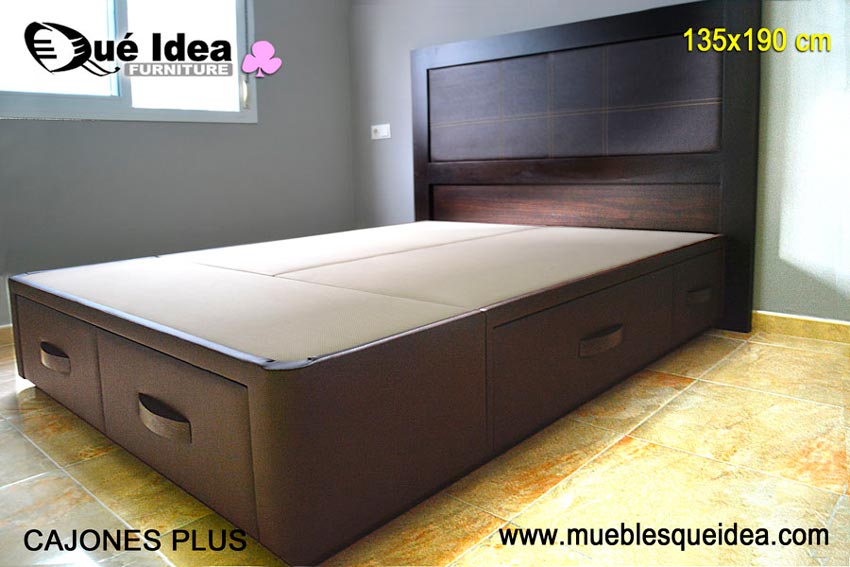 Ejemplo montado Cama con cajones tapizada color marrón chocolate modelo Cajones Plus de 135x190 montada en Bilbao