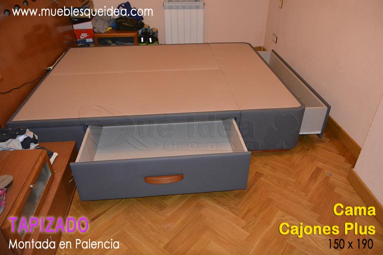 Cama con cajones montada en Palencia modelo Plus de 150x190 color gris con zócalo y tiradores en color cerezo