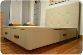 Cama con cajones montada en Guipúzcoa