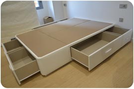 Cama con seis cajones montada en Almería