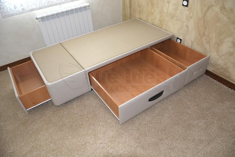 Cama Canapé Cajones Plus individual tapizado color bige con tiradores curvos color negro