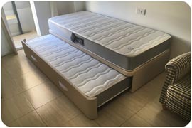 Cama individual nido beige y colchones incluidos