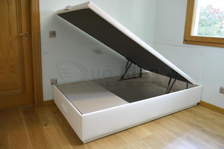 Canapé individual abatible tapizado con cajón en los pies de 90 por 180 de largo