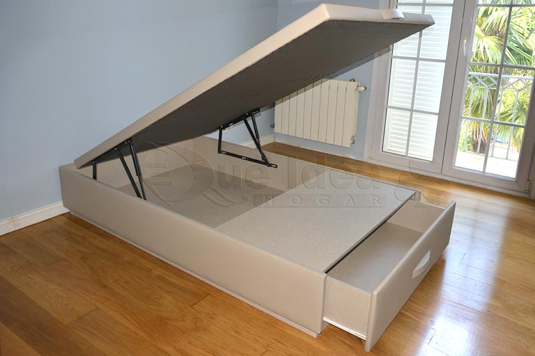 Montaje realizado de Canapé abatible de 90 x 200 con un cajón en los pies y tiradores de tapa y cajón a juego