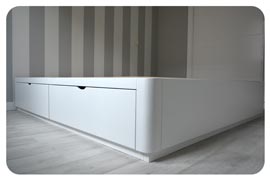 Montaje realizado de Canapé de madera con cajones en Madrid