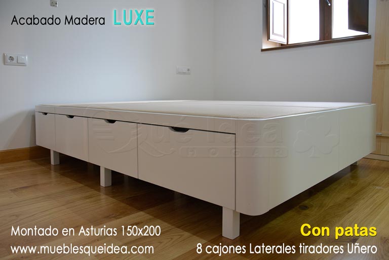 Canapé madera con patas y 8 cajones iguales cerrados montado en Asturias