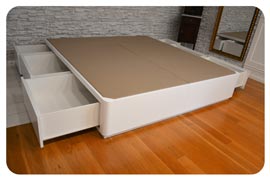 Canapé cajones abiertos grande montado en Cantabria