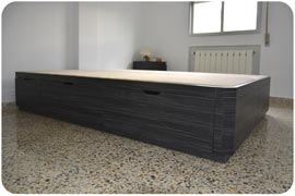 Canapé de madera acabado Forte