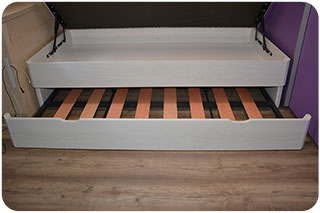 Canapé nido de madera color claro