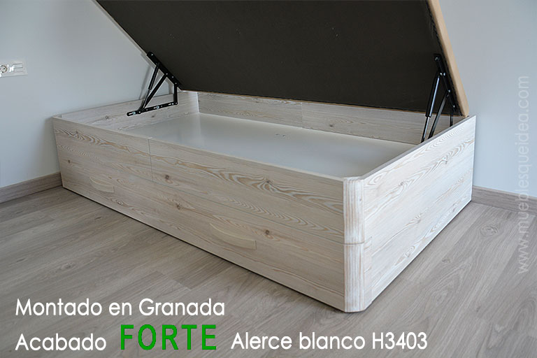 Canapé Nido de madera con acabado fortye montado en Granada