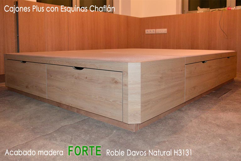 canapé de cajones laterales iguales color Roble Davos Natural