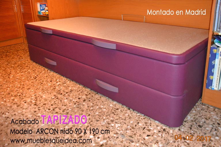 Canapé Nido montado en Madrid tapizado color morado de 90 de ancho por 190 de largo