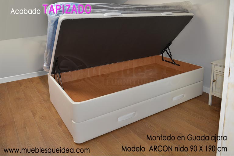 Canapé Nido montado en buardilla situada en Guadalajara