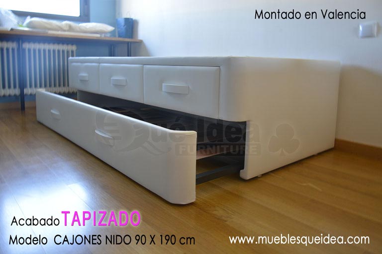 Cama canguro blanca con tres cajones y nido arrastre montada en Valencia