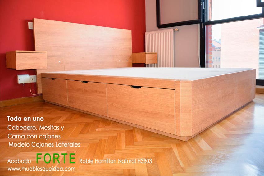 Dormitorio completo con cama de madera con cajones laterales, cabecero y mesitas suspendidas a juego a cabado en Roble Hamilton Natual H3303