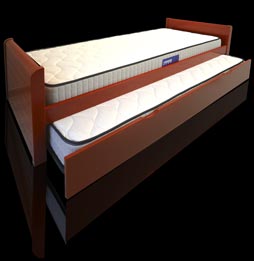 Canapé de tapa abatible con cajones en los pies de la cama