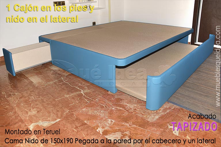Cama grande rincón con nido de base tapizada abierto, montada en Teruel