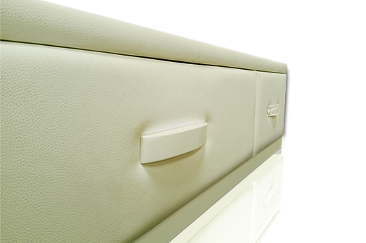 tapizado color crudo para el canapé con cajones