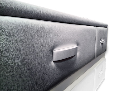 tapizado color plata para la cama con cajones