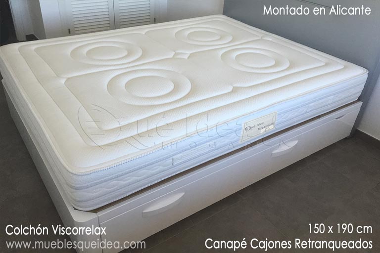Colchón Viscorrelax de 150 de ancho por 190 de largo montado en alicante con un canapé de cajones laterales acabado en madera lacada