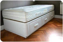 colchón modelo Viscorrelax con canapé de cajones laterales iguales