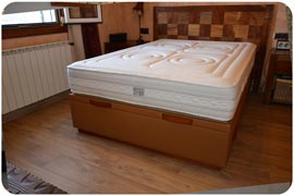 Conjunto de colchón Viscorrelax y canapé abatible con zócalo