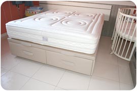 Conjunto de colchón Viscorrelax y canapé abatible y cajones