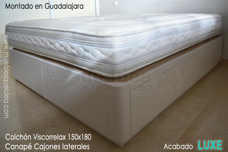 Colchón Viscorrelax montado en Azuqueca de Henares Guadalajara con un Canapé de 6 cajones laterales acabado Luxe en madera lacada de color blanco