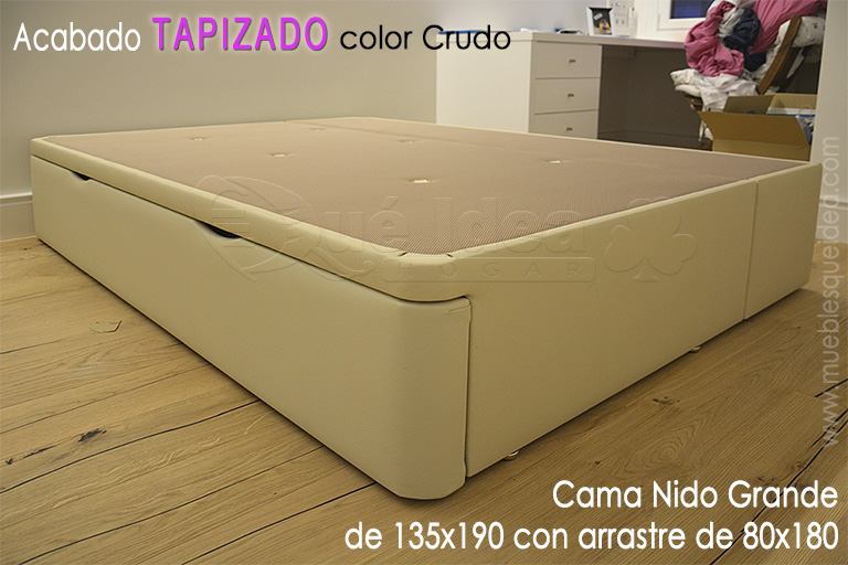 Ejemplo de Cama Nido grande abierta de 135x190 con cajones a la izquierda y arrastre de 80x180 montada en Pamplona