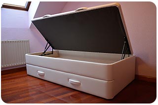 Canape nido montado en una buardilla en Cantabria