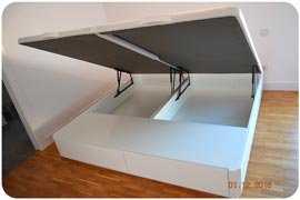 Canapé abatible de 200x200 con cajones frontales montado en Navarra