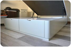 Canapé abatible arcón en madera con dos cajones frontales en Madrid